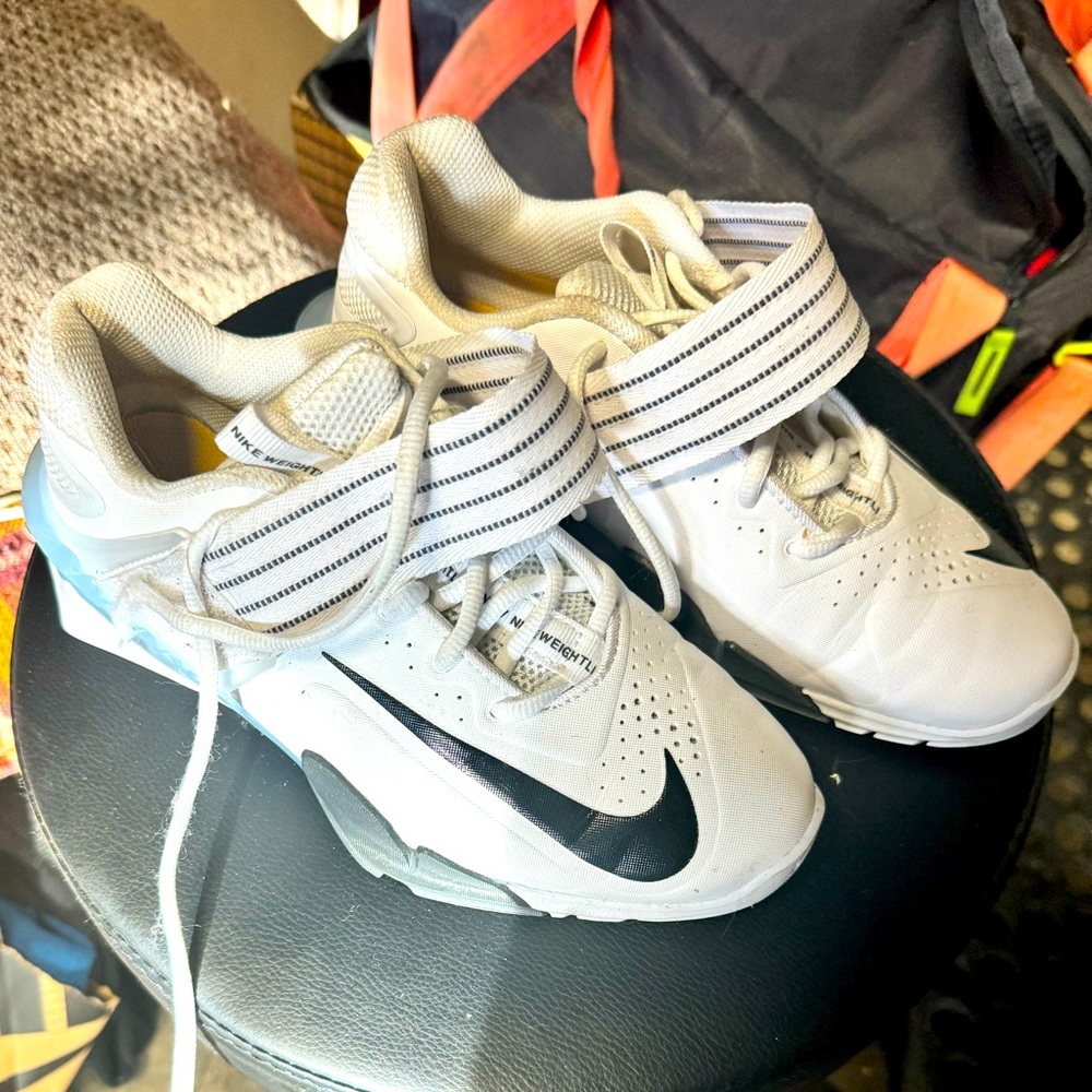 Nike Romaleo 2 size 7 in women